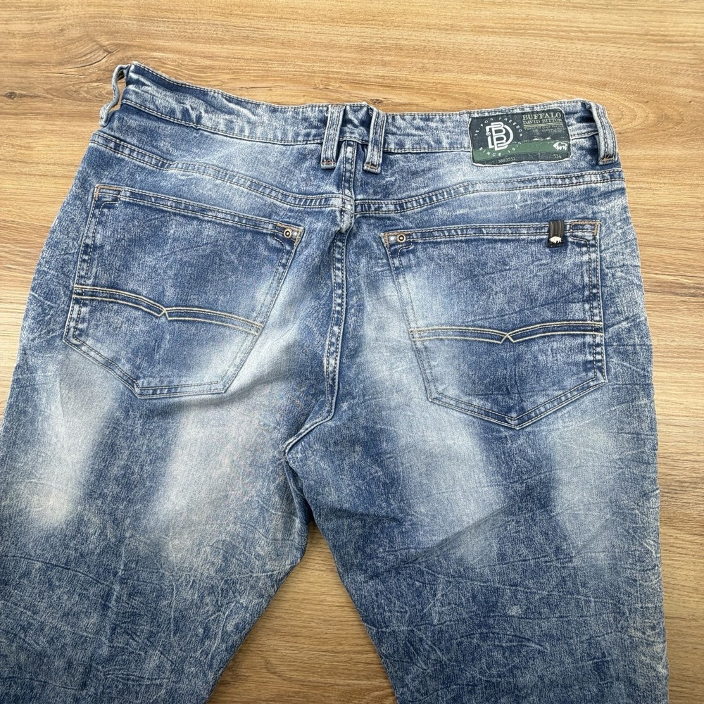 Buffalo David Bitton Jeans Mens 33 (33x30) Light Wash Blue Driven Straight Denim - Picture 4 of 7